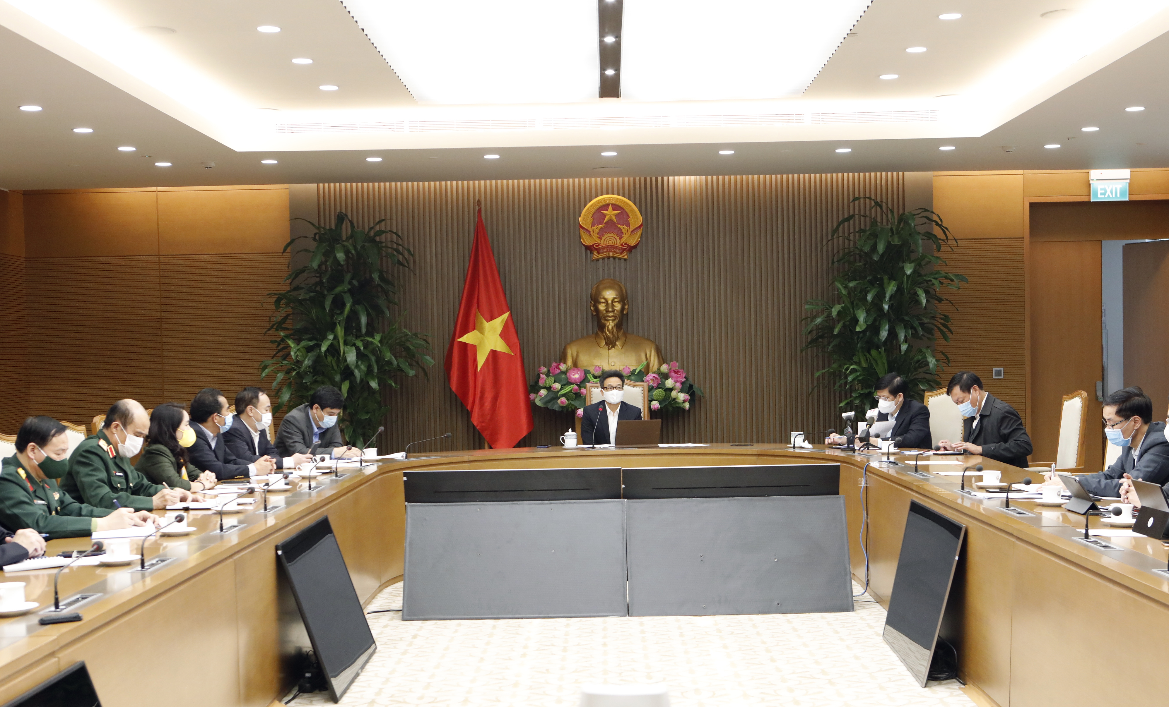 Ngày 8-3 sẽ bắt đầu tiêm vaccine phòng Covid-19 tại Việt Nam